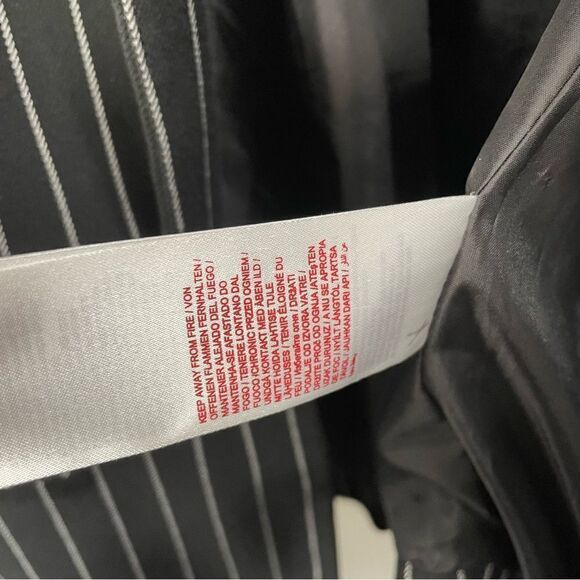 𝅺[4] Vera Moda Black & White Pinstriped Structured Blazer Women’s Career Wear - Picture 13 of 13